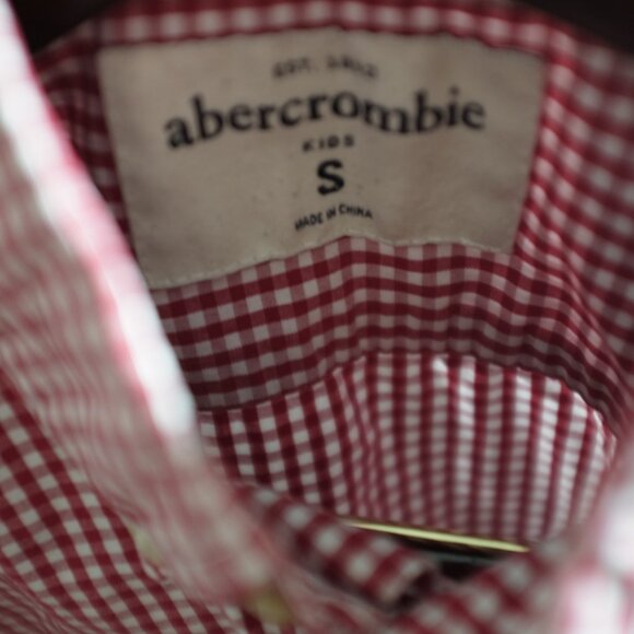 Abercrombie Kids Red Check Gingham Muscle Shirt 100% Cotton size S - Picture 5 of 6